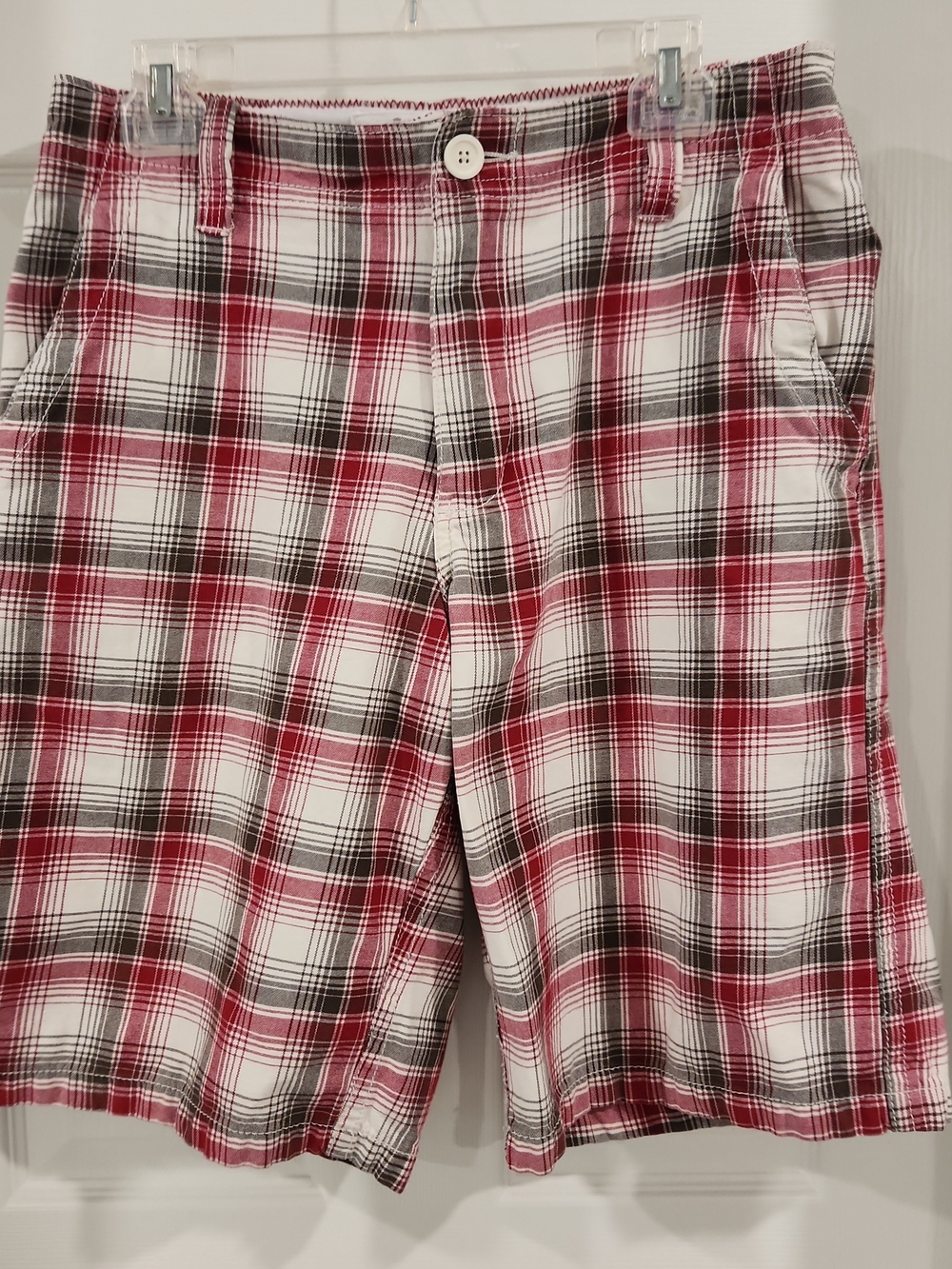 Aeropostale Shorts Mens 31 Red White Plaid Flat Front Summer Casual Cotton